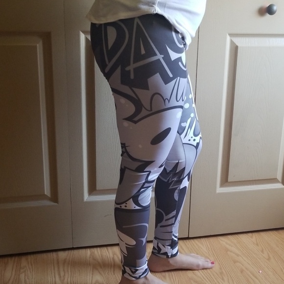 Pants - Comic leggings